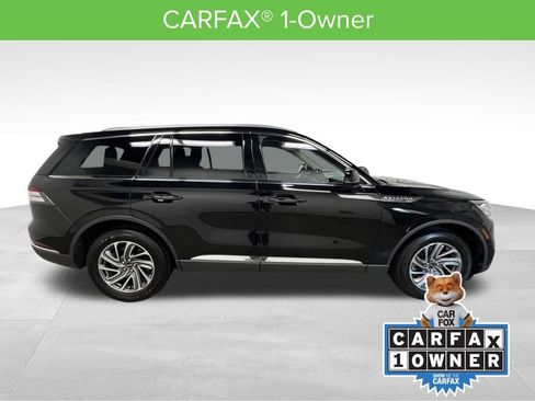 Used 2023 Lincoln Aviator AWD image 4
