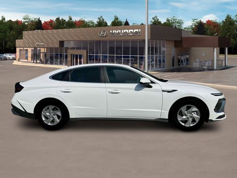 New 2025 Hyundai Sonata SE image 9