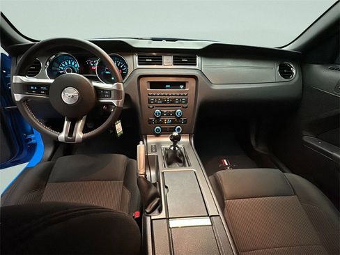 Used 2014 Ford Mustang Coupe image 8