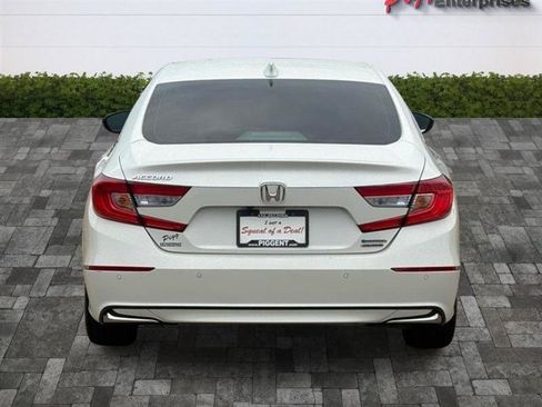 Used 2020 Honda Accord Touring image 10
