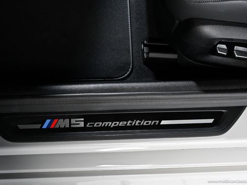 Used 2021 BMW M5 w/ Competition Package image 38