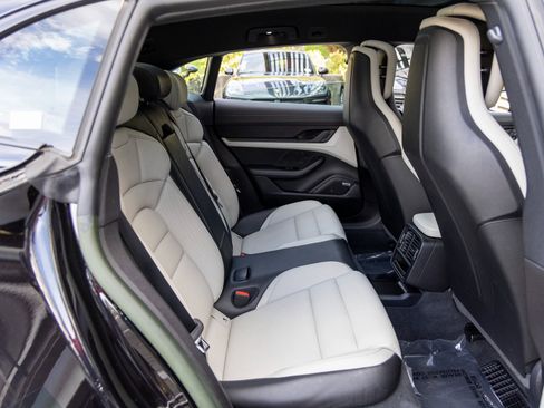 Certified 2022 Porsche Taycan 4 Cross Turismo image 46