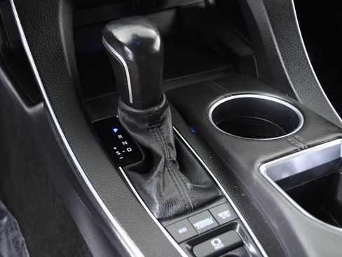 Used 2022 Toyota Avalon Touring w/ Advanced Safety Package image 14