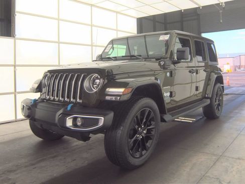 Used 2023 Jeep Wrangler Unlimited Sahara w/ Cold Weather Group AWD/4WD image 1