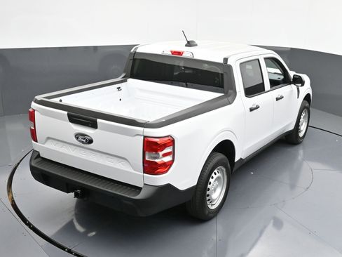 Used 2025 Ford Maverick XL w/ Equipment Group 102A image 34