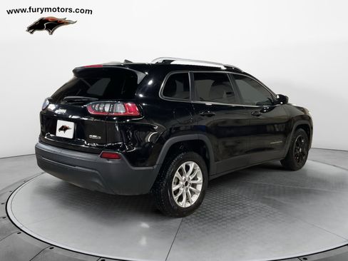 Used 2019 Jeep Cherokee Latitude w/ Popular Appearance Group image 3