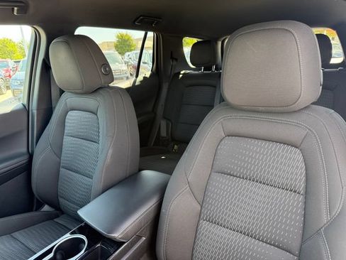 Used 2026 Chevrolet Equinox LT FWD image 13