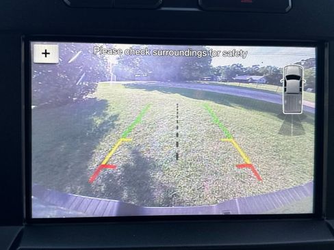 Used 2018 Ford F250 Lariat w/ Lariat Value Package RWD image 27