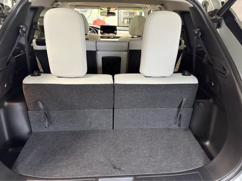 Used 2024 Mitsubishi Outlander SEL AWD/4WD image 26