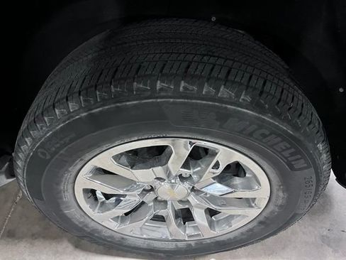 Used 2023 Chevrolet Tahoe LT AWD/4WD image 9
