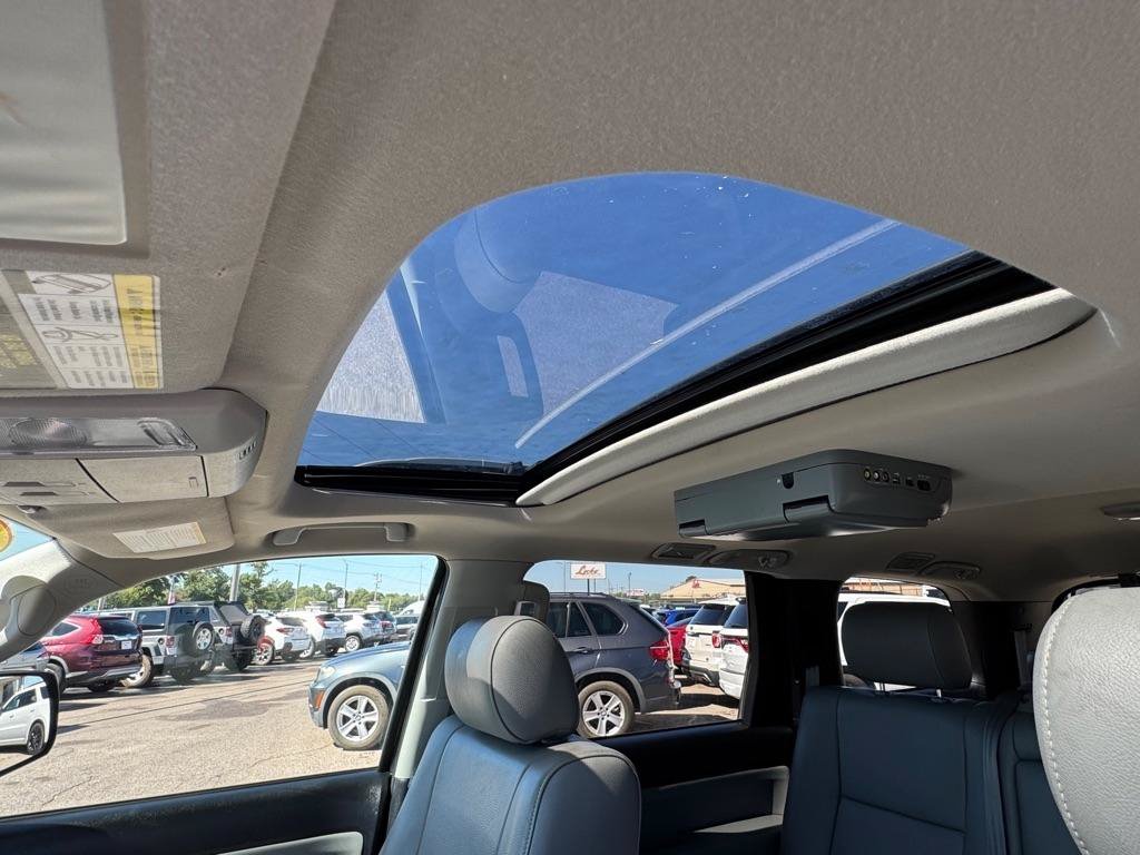 Used 2019 Toyota Sequoia SR5 w/ Premium Package RWD image 28