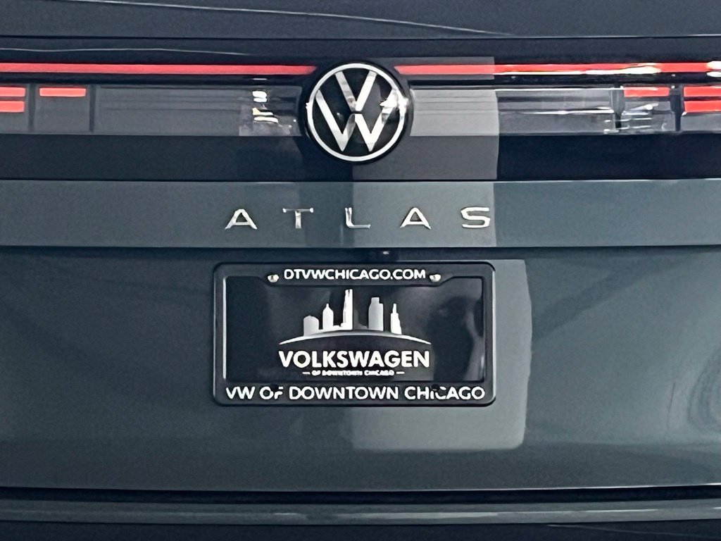 New 2027 Volkswagen Atlas SEL R-Line AWD/4WD image 32