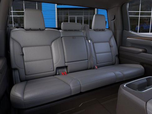 New 2026 GMC Sierra 1500 SLT w/ SLT Premium Package image 18