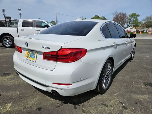 Used 2017 BMW 530i w/ Premium Package image 5