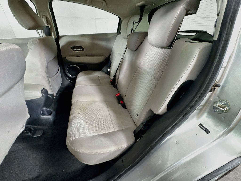 Used 2016 Honda HR-V EX image 30