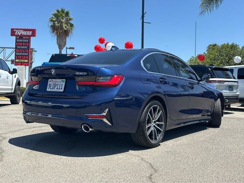 Used 2019 BMW 330i xDrive Sedan w/ Premium Package AWD/4WD image 13