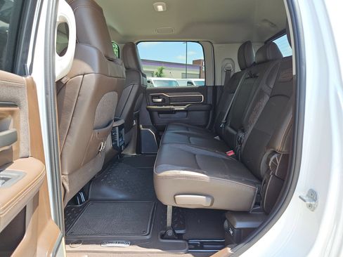 Used 2025 RAM 2500 Limited AWD/4WD image 14