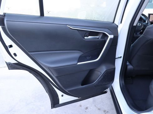 Certified 2025 Toyota RAV4 XLE image 36