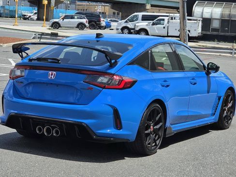 Used 2023 Honda Civic Type R image 7