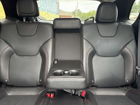 Used 2019 Jeep Cherokee Trailhawk AWD/4WD image 22