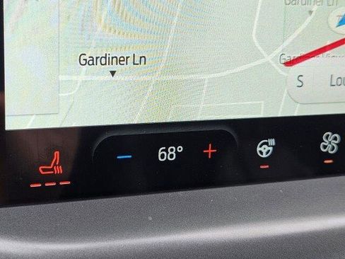 New 2024 Ford Escape SE image 24