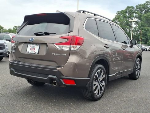 Certified 2023 Subaru Forester Limited AWD/4WD image 20