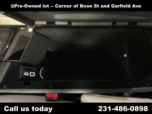 Used 2024 Cadillac CT4 Luxury w/ Cold Weather Package AWD/4WD image 26