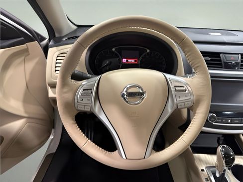 Used 2016 Nissan Altima 2.5 SL w/ 2.5 Technology Package FWD image 15