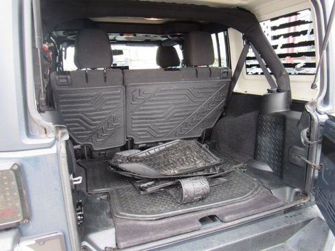 Used 2017 Jeep Wrangler Unlimited Sport w/ Quick Order Package 24S image 31