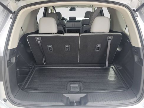 Certified 2025 Honda Pilot Touring image 28