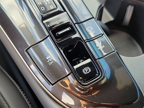 New 2026 Toyota Crown Limited image 27