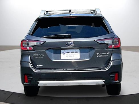Used 2020 Subaru Outback Touring XT AWD/4WD image 8