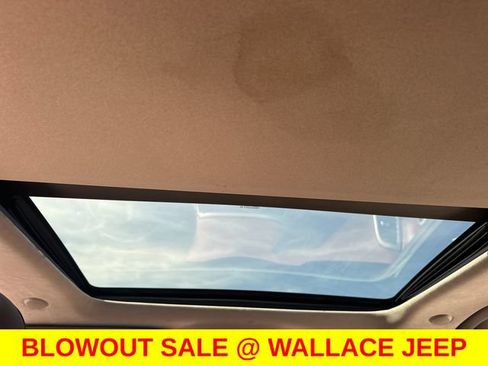 Used 2016 Jeep Grand Cherokee Summit w/ Platinum Series Group AWD/4WD image 18
