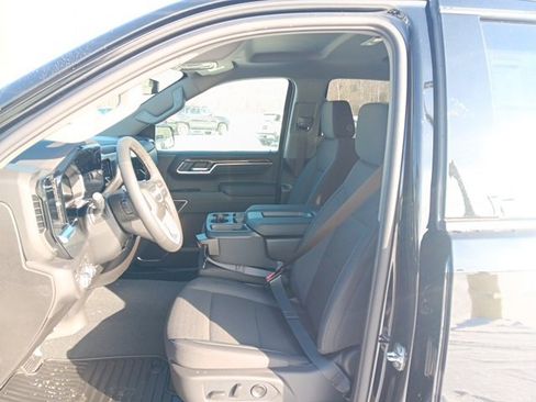 New 2026 GMC Sierra 1500 Elevation image 6