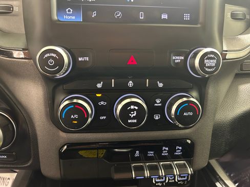 Used 2023 RAM 1500 Lone Star AWD/4WD image 16