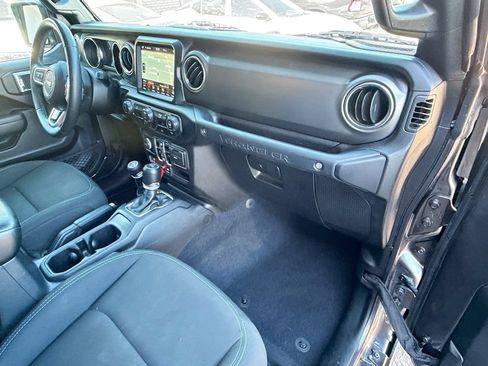 Used 2022 Jeep Wrangler Unlimited Rubicon 4xe AWD/4WD image 33