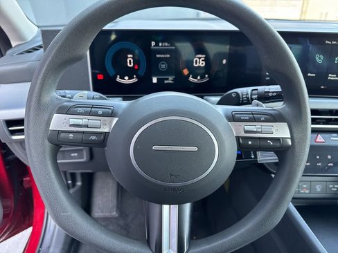 Used 2025 Hyundai Sonata SEL image 8