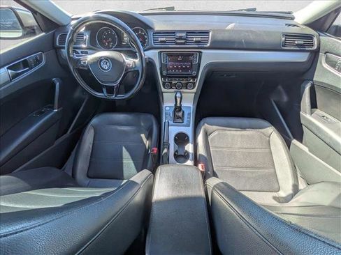 Used 2019 Volkswagen Passat 2.0T Wolfsburg w/ Wheels & Sunroof Package image 18