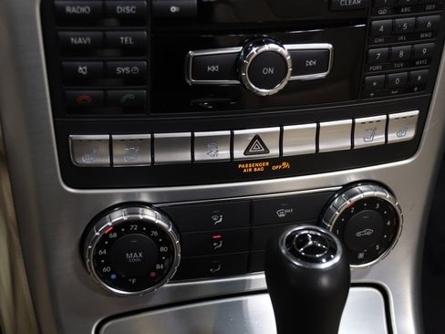 Used 2012 Mercedes-Benz SLK 350 image 51