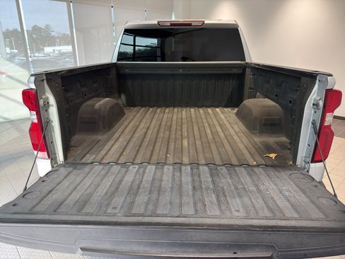 Used 2019 Chevrolet Silverado 1500 Custom Trail Boss w/ Custom Convenience Package image 22