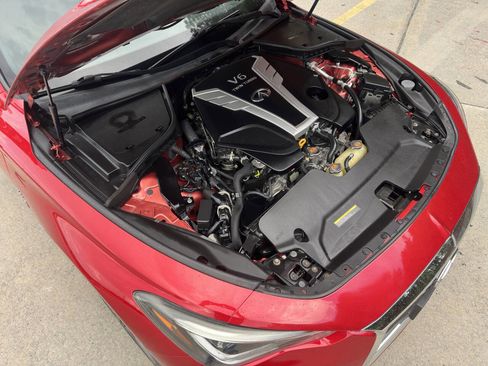 Used 2018 INFINITI Q60 Red Sport 400 w/ Sensory Package 3.0T Sport image 31