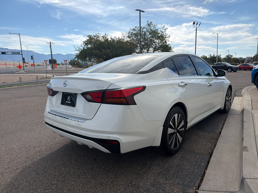 Used 2022 Nissan Altima 2.5 SV FWD image 5