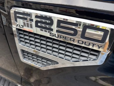 Used 2009 Ford F250 XLT image 8