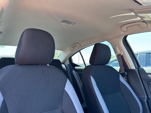 Used 2025 Nissan Versa S w/ S Plus Package image 17