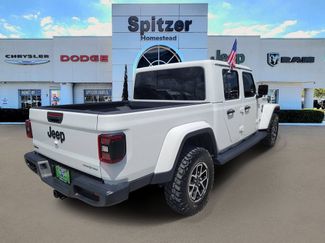Used 2025 Jeep Gladiator Sport AWD/4WD video 2