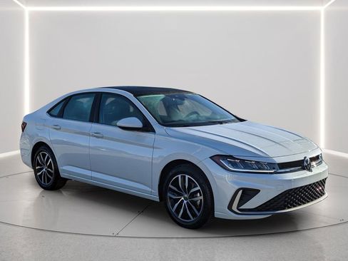 New 2026 Volkswagen Jetta SE FWD image 6
