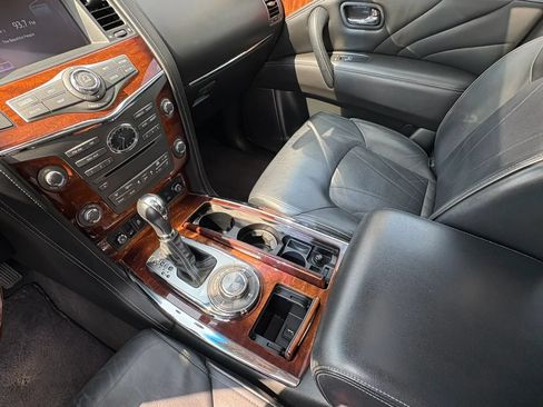 Used 2016 INFINITI QX80 4WD w/ Deluxe Technology Package image 22