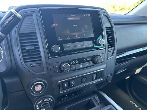 Certified 2024 Nissan Titan SV w/ SV Convenience Package AWD/4WD image 30