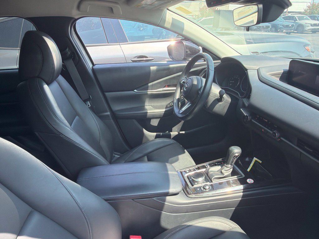 Used 2024 MAZDA CX-30 AWD 2.5 S w/ Select Sport Pkg image 3