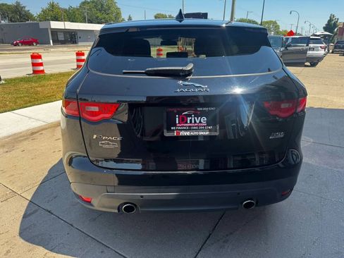 Used 2017 Jaguar F-PACE Prestige AWD/4WD image 5